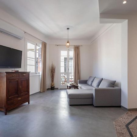 Christiana'S Lovely Apartment In Psyri, Athens Atenas Exterior foto